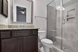 328 Red Petal Ct, Conroe, TX 77304 - Photo 8