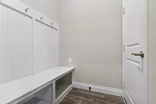 328 Red Petal Ct, Conroe, TX 77304 - Photo 6