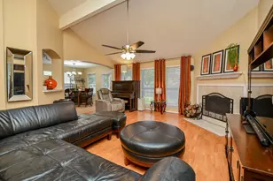 2418 Honey Locust Dr, Katy, TX 77449 - Photo 6