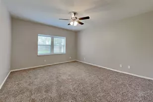 12127 Rocky Lake Dr, Houston, TX 77070 - Photo 8