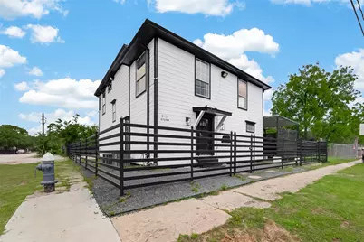 2120 Fulton Street, Houston, TX 77009 - Photo 2