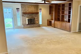 2005 Lamar Dr, Richmond, TX 77469 - Photo 4