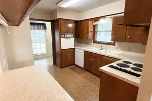 2005 Lamar Dr, Richmond, TX 77469 - Photo 6