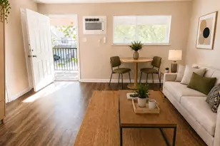 1756 W Main St, Houston, TX 77098 - Photo 8