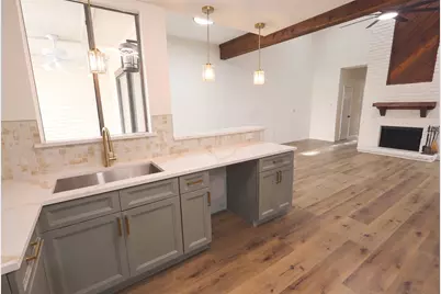 9423 Denbury Way, Houston, TX 77025 - Photo 8
