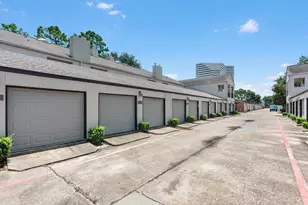 2428 Bering Dr, Houston, TX 77057 - Photo 26