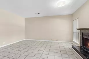 2428 Bering Dr, Houston, TX 77057 - Photo 4