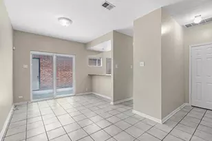 2428 Bering Dr, Houston, TX 77057 - Photo 8