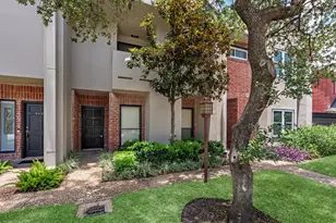 2428 Bering Dr, Houston, TX 77057 - Photo 2