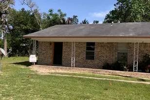913 Prentice Ln, Huntsville, TX 77340 - Photo 2