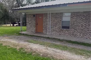 913 Prentice Ln, Huntsville, TX 77340 - Photo 1