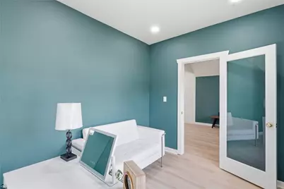 125 N Super Street, Houston, TX 77011 - Photo 12