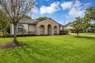 21807 Meadowhill Dr, Spring, TX 77388 - Photo 2