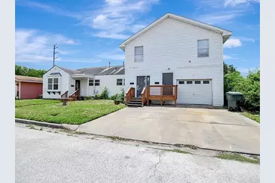 5313 Perry Avenue, Galveston, TX 77551 - Photo 1