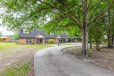 156 County Road 818, Buna, TX 77612 - Photo 1