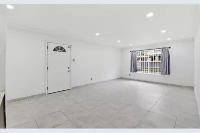 7900 Westheimer Road #147, Houston, TX 77063 - Photo 6