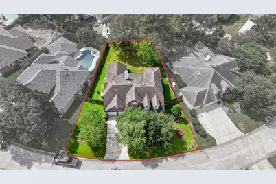 127 N Hawthorne Hollow Circle, The Woodlands, TX 77384 - Photo 34