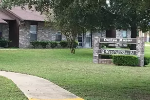 112 Dixon Dr, Devine, TX 78016 - Photo 8