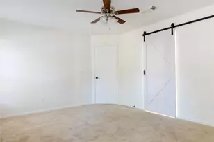 22 Cottage Grove Pl, The Woodlands, TX 77381 - Photo 12