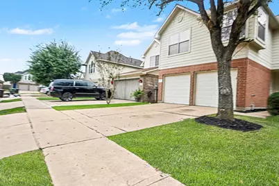 10227 W Rolleston Lane, Houston, TX 77034 - Photo 1