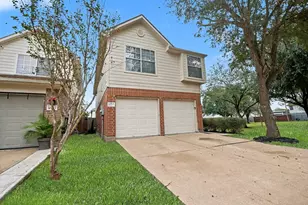 10227 W Rolleston Ln, Houston, TX 77034 - Photo 4