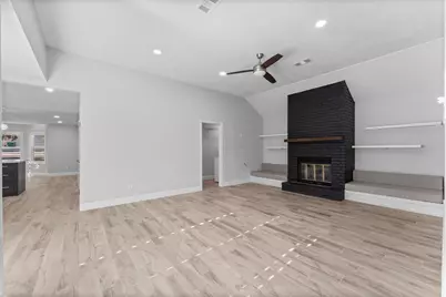 22 Shady Oak Lane, Conroe, TX 77304 - Photo 8