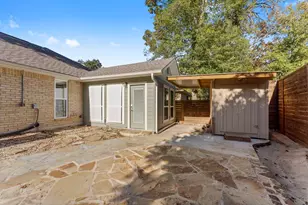 22 Shady Oak Ln, Conroe, TX 77304 - Photo 40