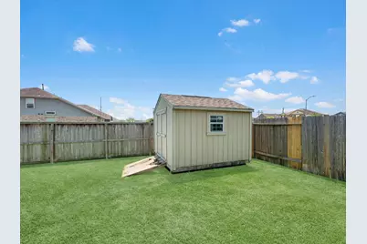 8707 W Crescent Lake Circle, Baytown, TX 77521 - Photo 28