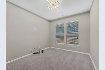8707 W Crescent Lake Circle, Baytown, TX 77521 - Photo 22
