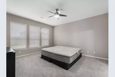 8707 W Crescent Lake Circle, Baytown, TX 77521 - Photo 14