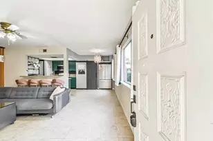 5634 Birchmont Dr, Houston, TX 77091 - Photo 1