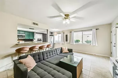 5634 Birchmont Drive #C, Houston, TX 77091 - Photo 12