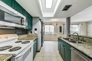5634 Birchmont Dr, Houston, TX 77091 - Photo 8