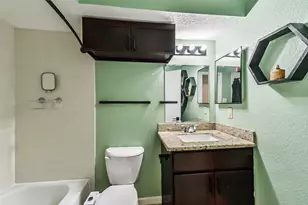 5634 Birchmont Dr, Houston, TX 77091 - Photo 22
