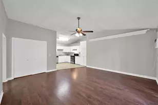 931 W Cavalcade St, Houston, TX 77009 - Photo 10