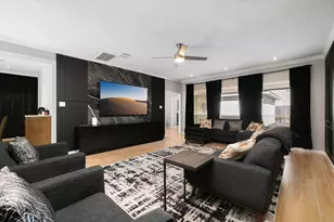 5338 Holly View Dr, Houston, TX 77091 - Photo 14