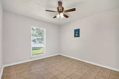 14538 Dartwood Drive, Houston, TX 77049 - Photo 10