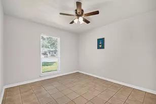 14538 Dartwood Dr, Houston, TX 77049 - Photo 10