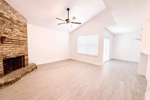 12524 Pebblestone St, Houston, TX 77072 - Photo 4