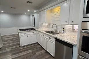 2418 Tinechester Dr, Houston, TX 77339 - Photo 8