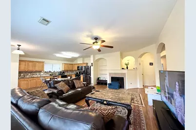 2211 Winding Hollow Drive, Katy, TX 77450 - Photo 8