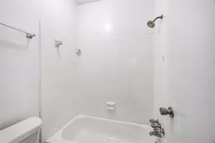 9410 Stonehouse Ln, Houston, TX 77025 - Photo 18