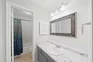 1325 Canyon Springs Dr, La Porte, TX 77571 - Photo 18