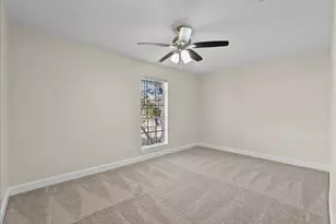 15514 Diana Ln, Houston, TX 77062 - Photo 14