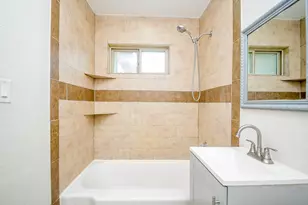 7419 Jalna St, Houston, TX 77055 - Photo 36