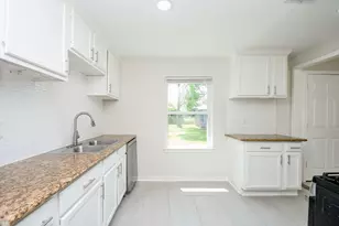 7419 Jalna St, Houston, TX 77055 - Photo 30