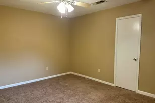 3800 Kingsway Dr, Baytown, TX 77521 - Photo 22