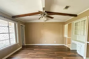 3800 Kingsway Dr, Baytown, TX 77521 - Photo 10