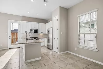 4719 Glen Isle Drive, Houston, TX 77009 - Photo 16