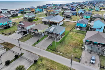 857 Wommack, Crystal Beach, TX 77650 - Photo 38